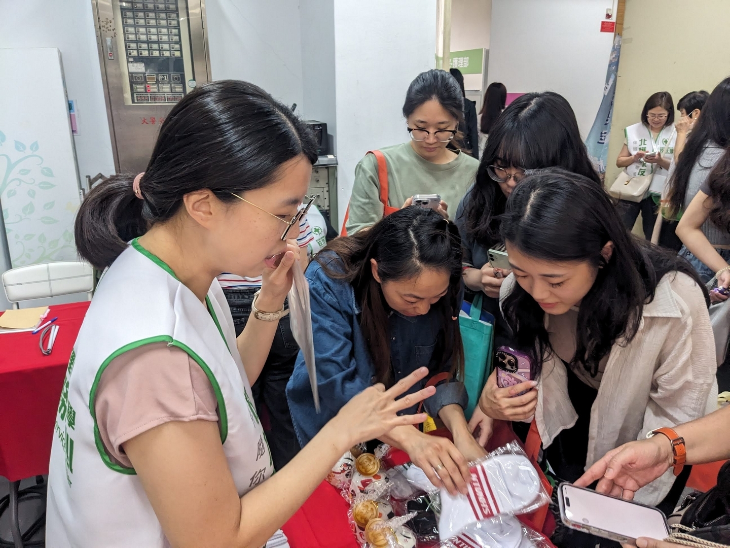 [圖說] 歡迎 114 級準畢業生加入北護校友會，讓我們成為您在職場闖蕩最強力的依靠！張雅筑